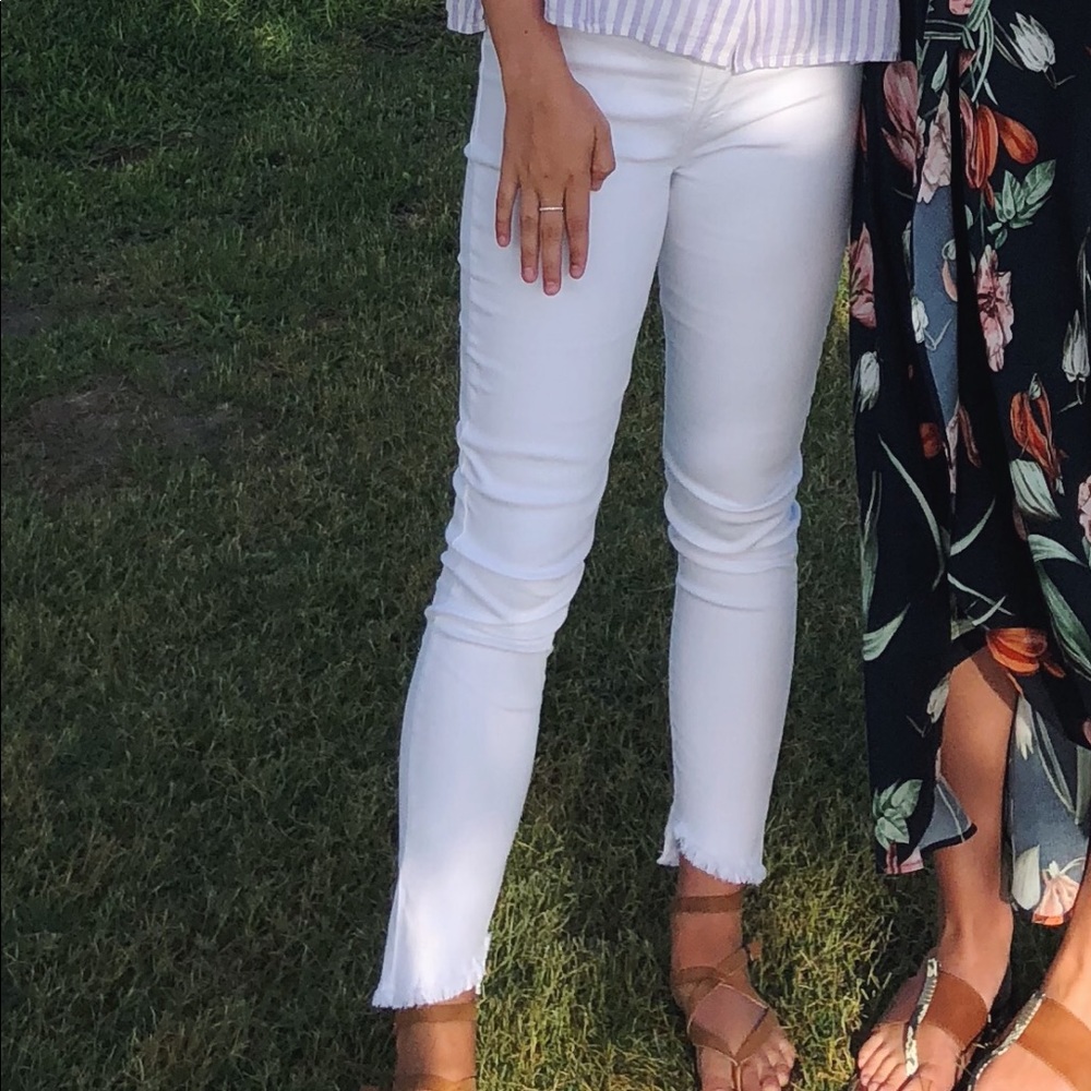 White Joes Jeans - high waisted, raw edge